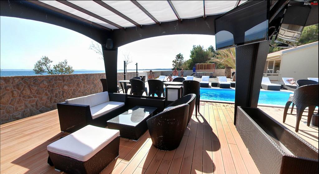 Paradise Resort Vanesa 维尔 外观 照片